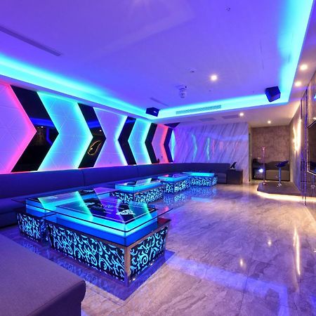 W3 Motel Luzhu Εξωτερικό φωτογραφία