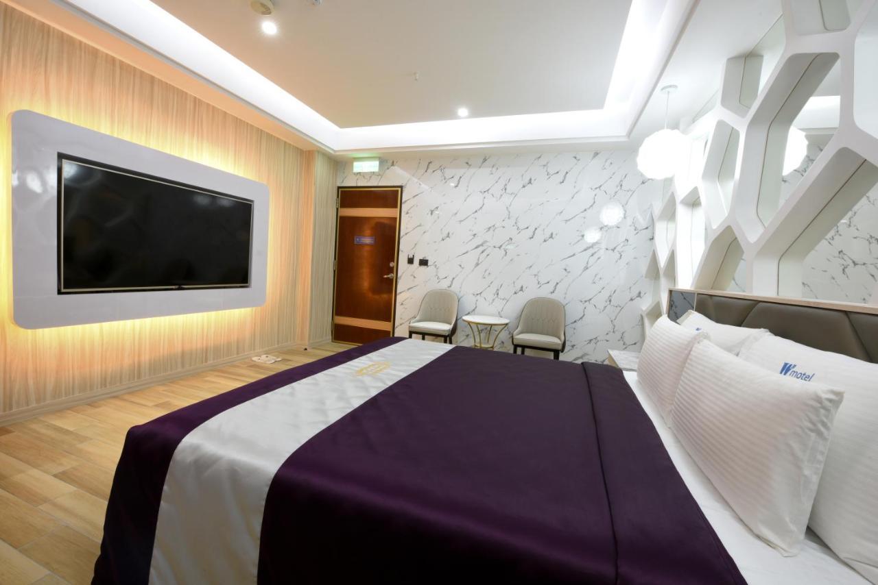 W3 Motel Luzhu Εξωτερικό φωτογραφία