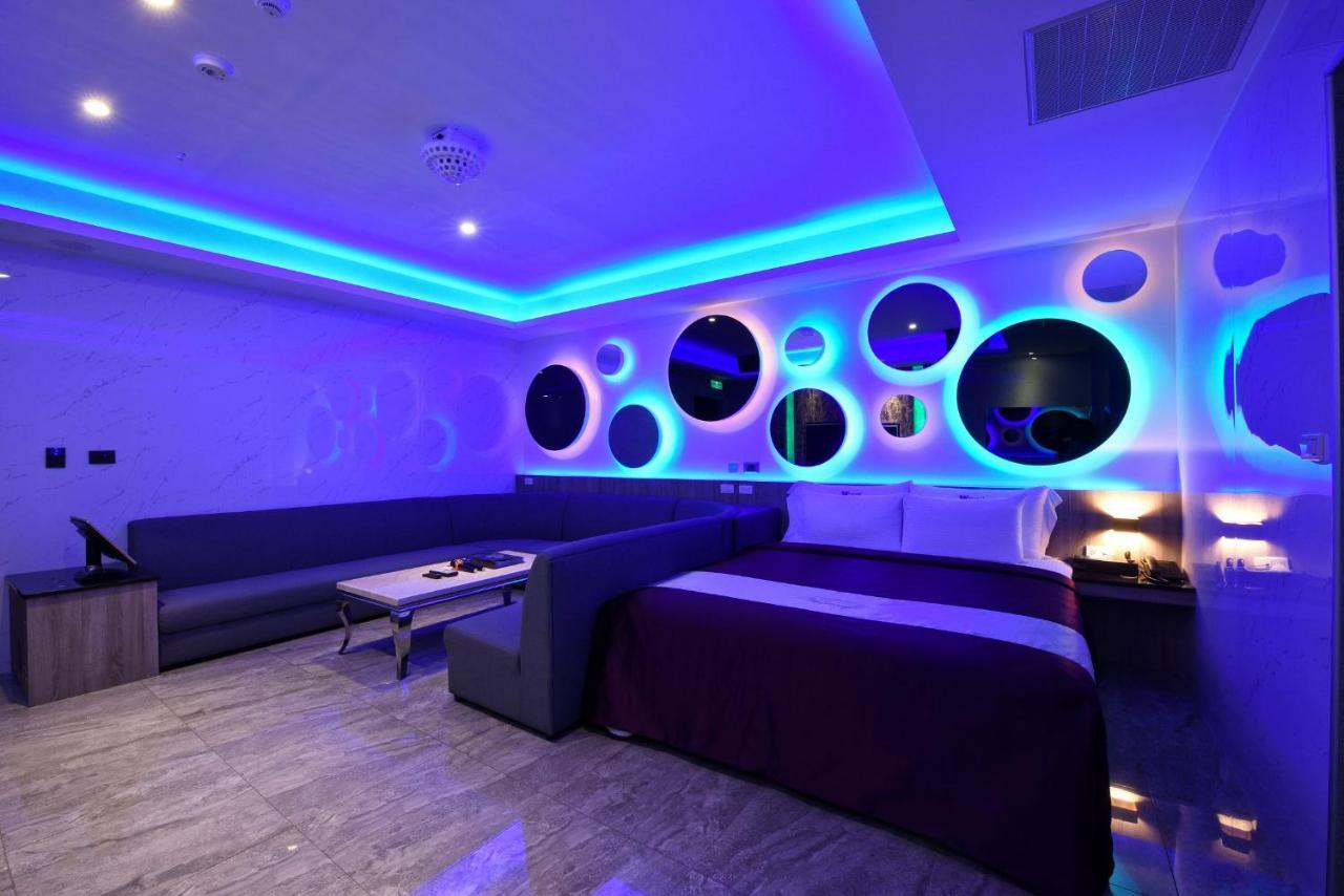W3 Motel Luzhu Εξωτερικό φωτογραφία
