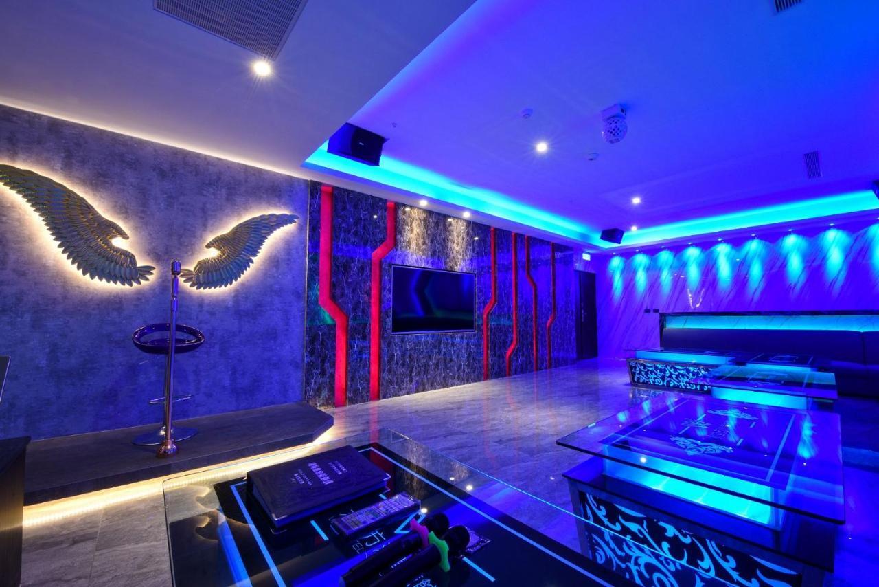 W3 Motel Luzhu Εξωτερικό φωτογραφία